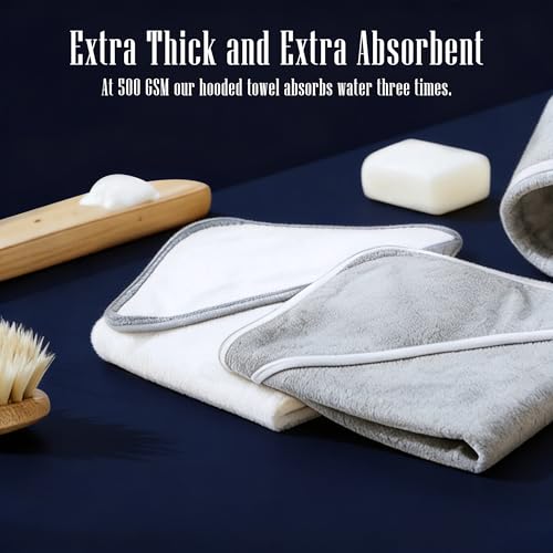 BAMBOO QUEEN unisex white and grey design towel suitable for all babies.