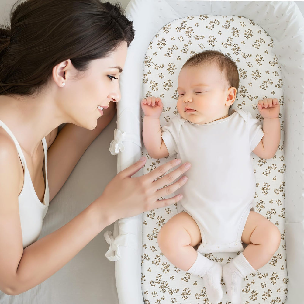 Basumee bassinet sheet designed for machine washing and long-lasting softness.