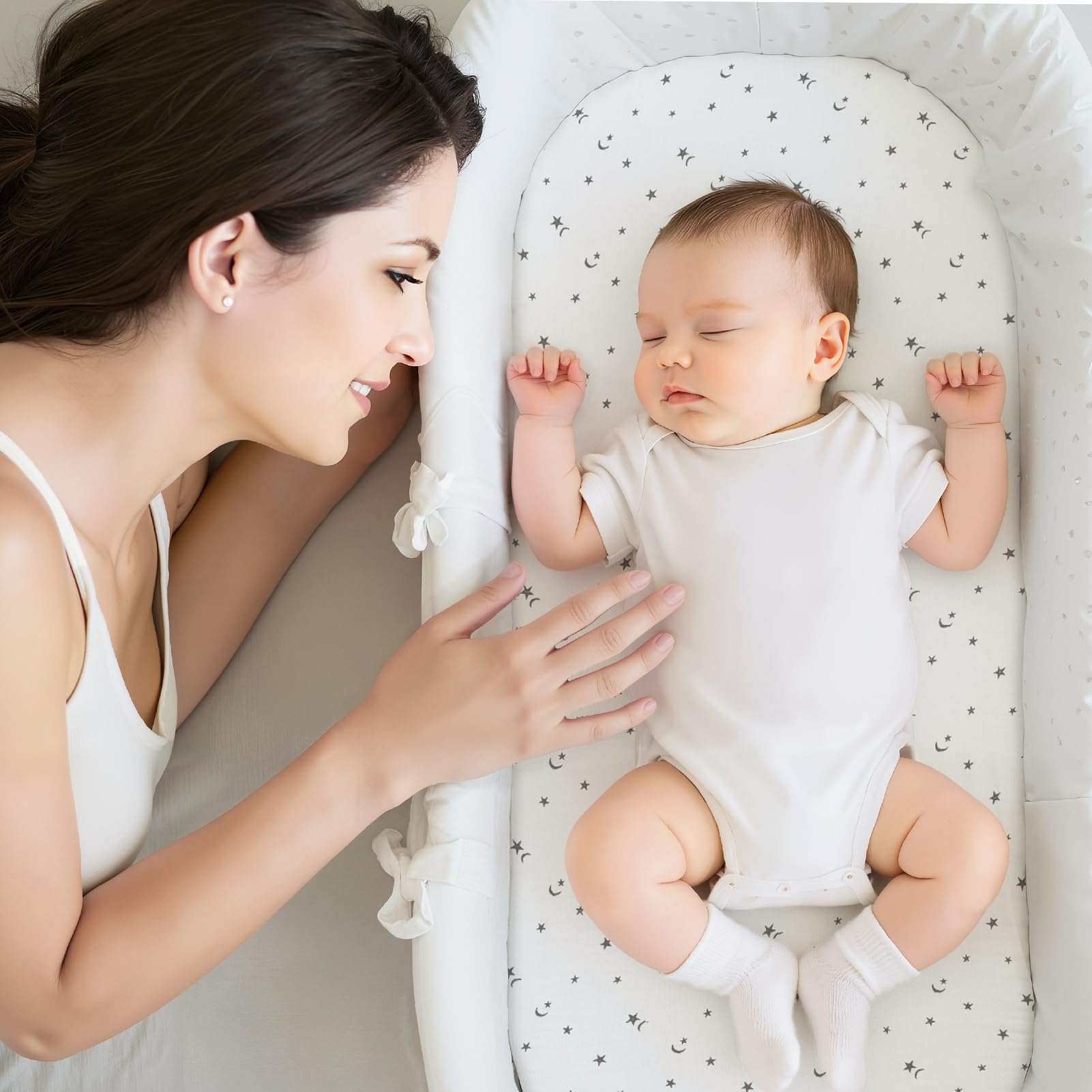 Basumee muslin bassinet sheet machine washable for easy care.