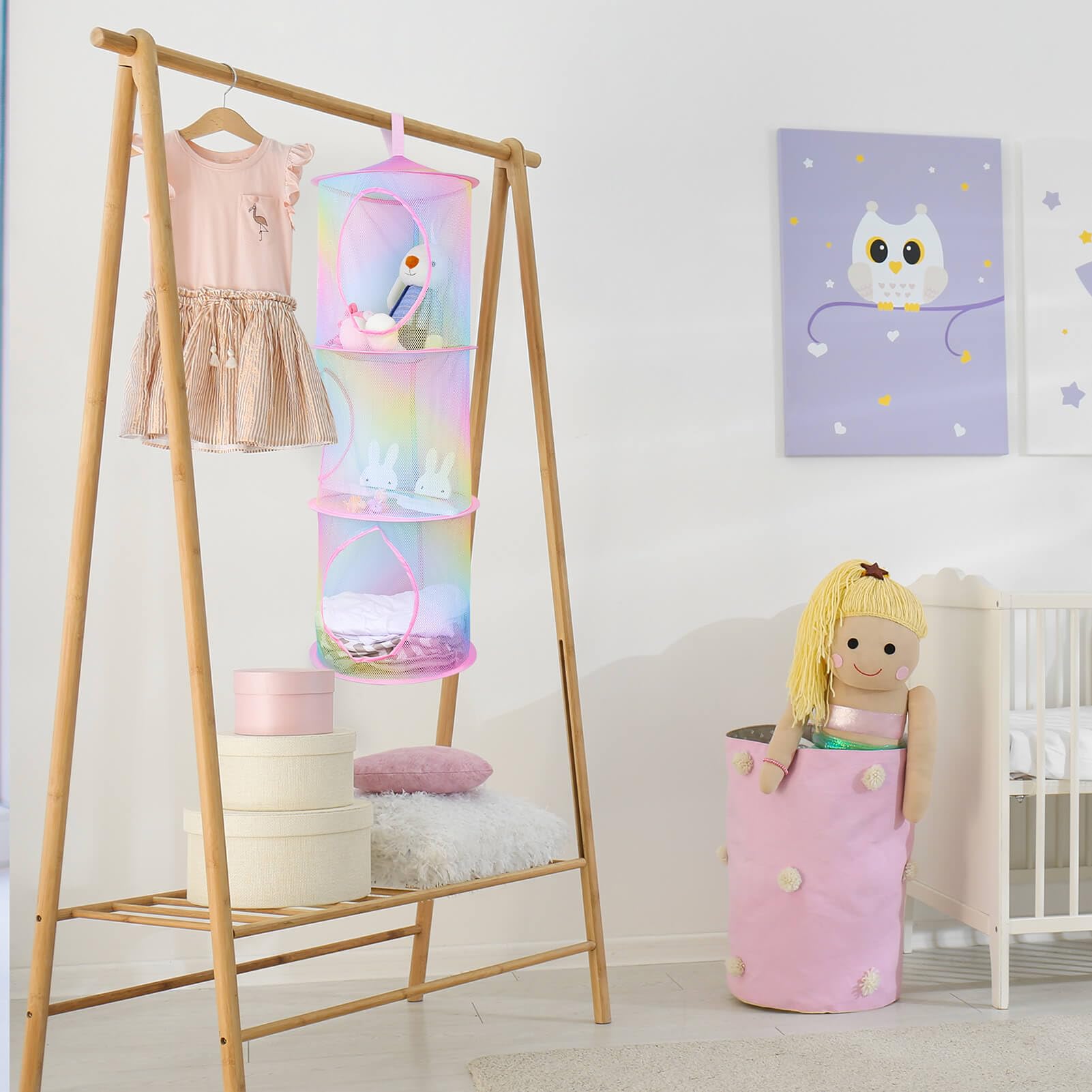 Basumee 5-tier hanging net maximizes floor space for plush collections