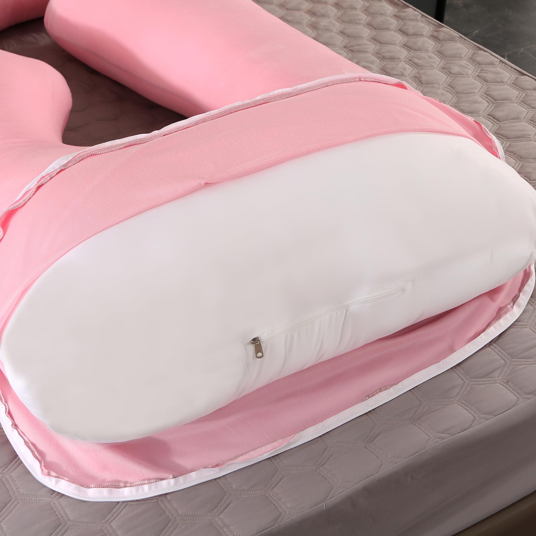 BATTOP pregnancy pillow full-body length image emphasizes versatile use across pregnancies.