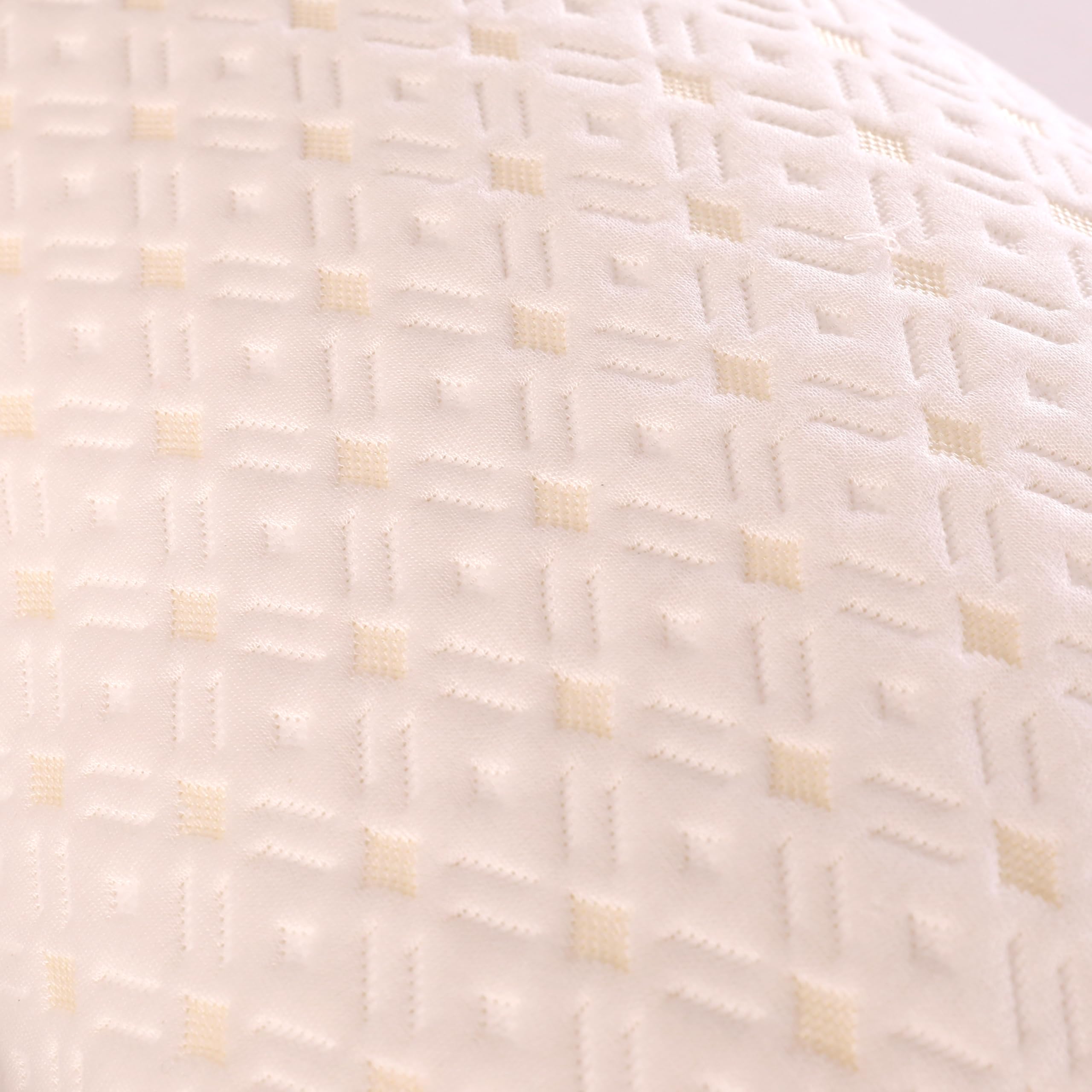 BATTOP adjustable velcro wedge pillow ensures snug fit.