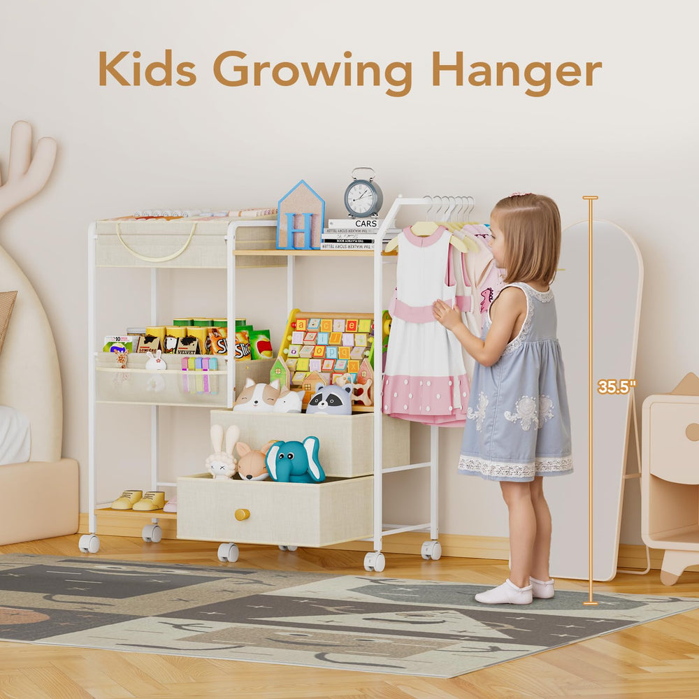BBLIKE ensures effortless movement on six wheels for responsive diaper changes.