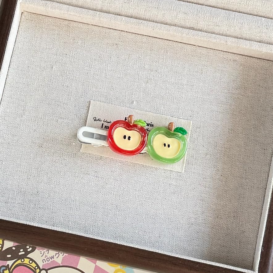 BBTDIN Apple Bow Clip at baby shower photo-ready accessory.