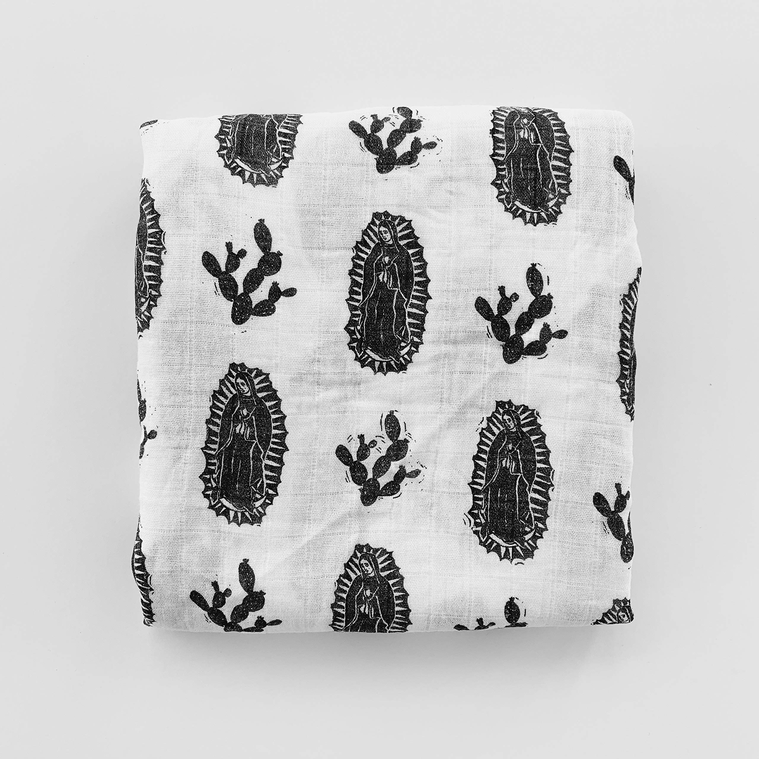 Be A Heart floor-time blanket showing gentle, breathable textile