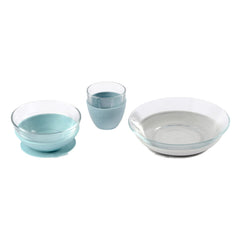 Beaba 3-piece glass meal set with suction plate keeps meals neatly in place.