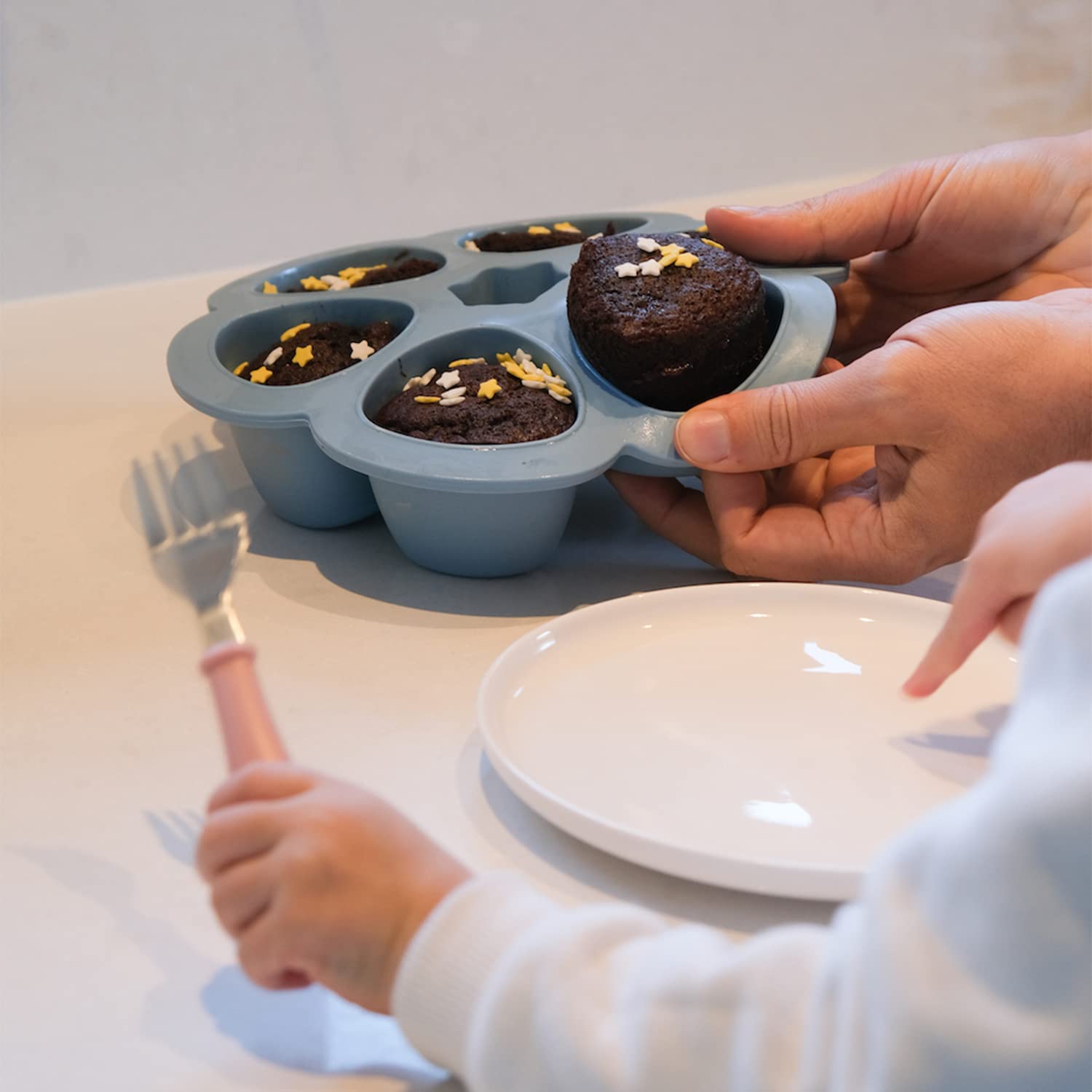 Beaba BPA-, lead-, and phthalate-free silicone ensures safe storage.
