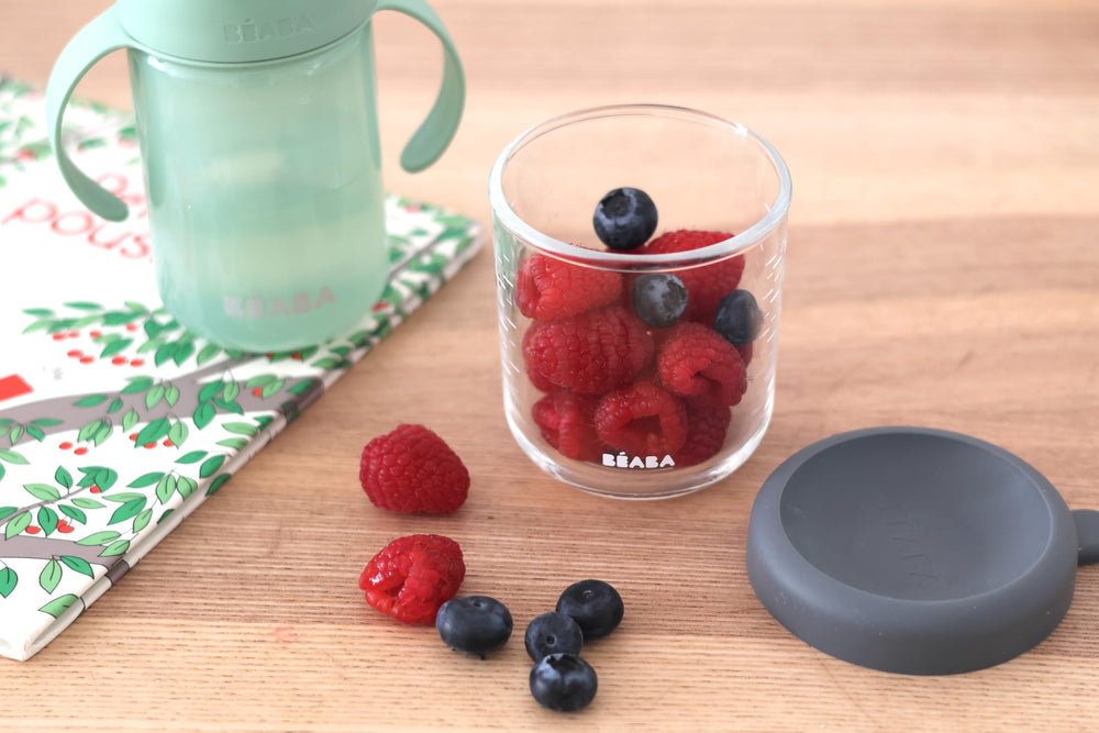 Béaba dishwasher-safe freezer-safe jar for easy cleanup and long-term storage.