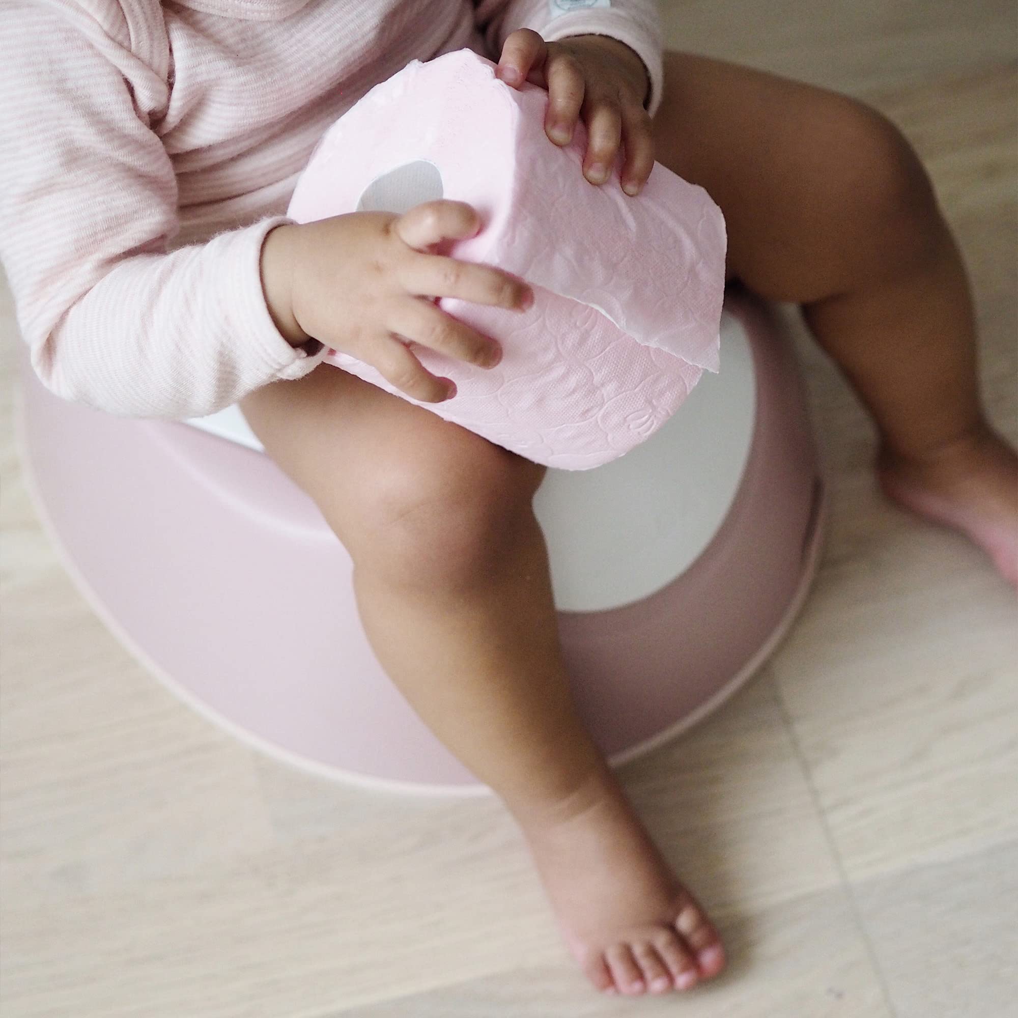 BEABA Ergonomic Training Potty rose non-slip bottom keeps it steady.