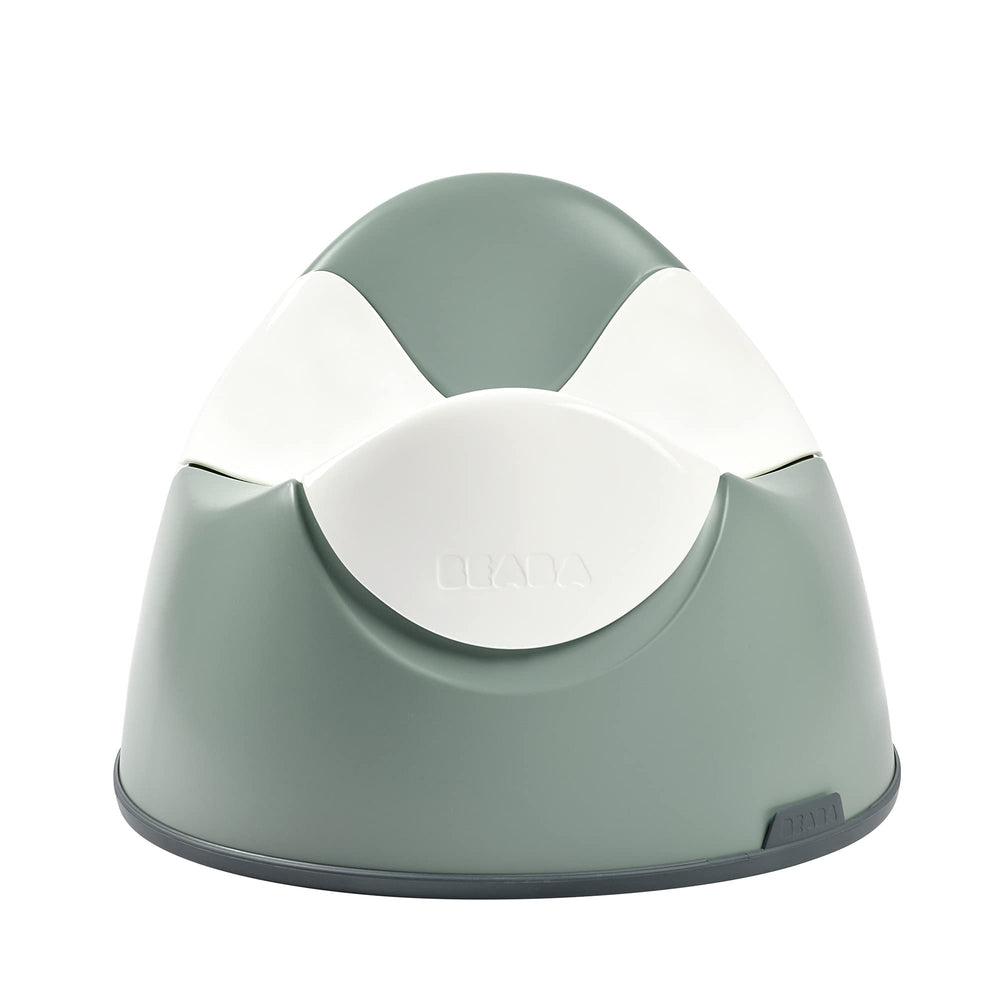 Beaba ergonomic training potty sage child using demonstrates stable, easy-to-use setup during potty training.