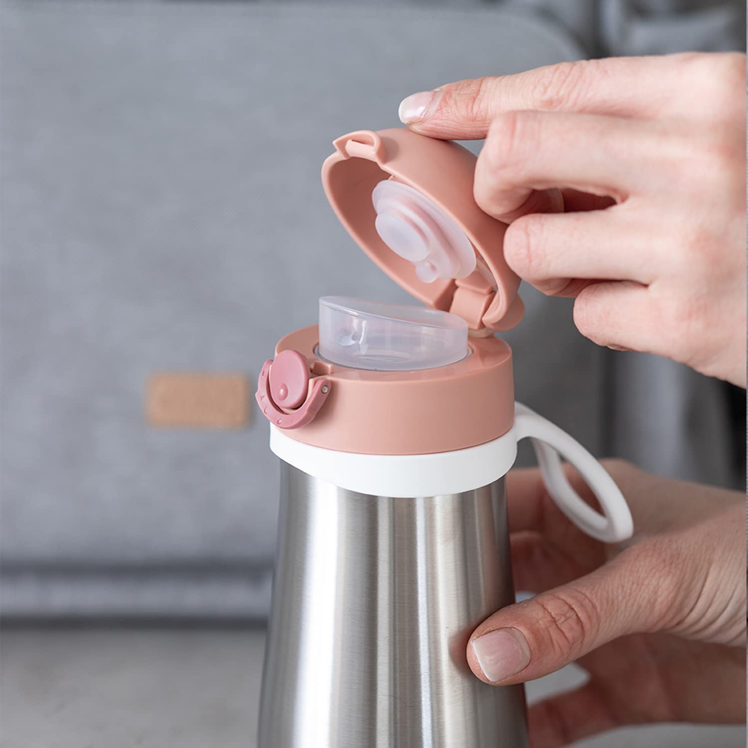 Beaba kids water bottle rose in lunchbox illustrates portable on-the-go use