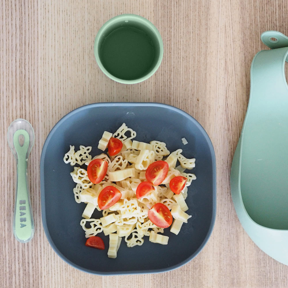BEABA dishwasher-safe image highlights convenient cleaning and reheating.