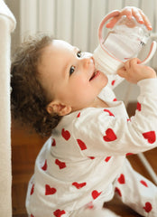 BEABA spill-proof-lid emphasizes mess-free on-the-go sipping capability.