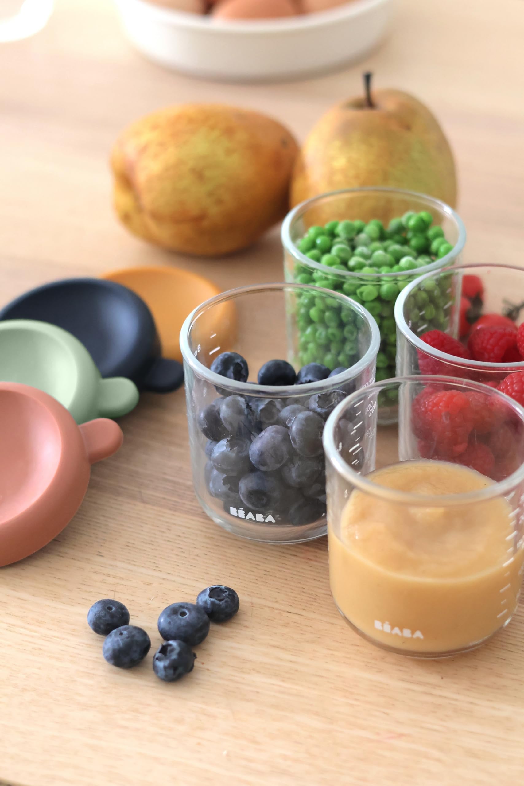 Béaba Sunrise jar with clip-on lid for secure storage