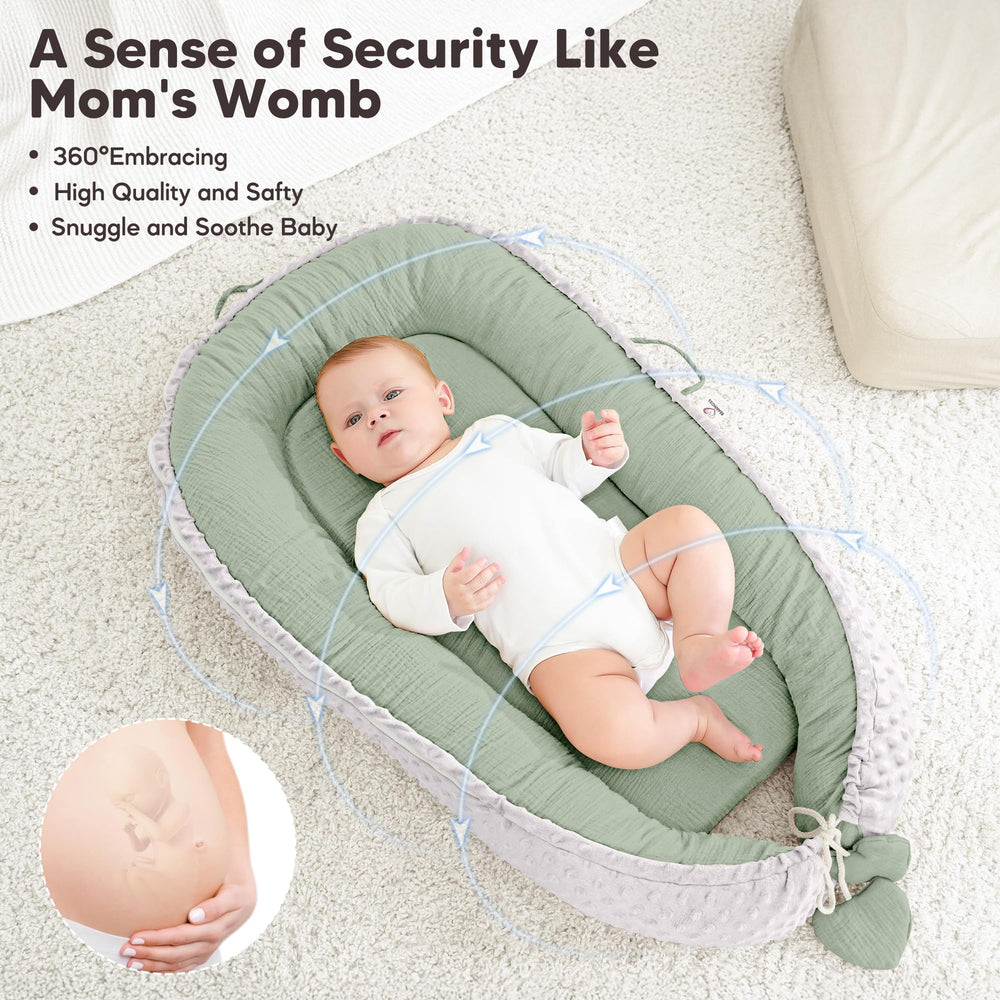 Bearmoss baby lounger travel-friendly design enables comfortable rests anywhere.