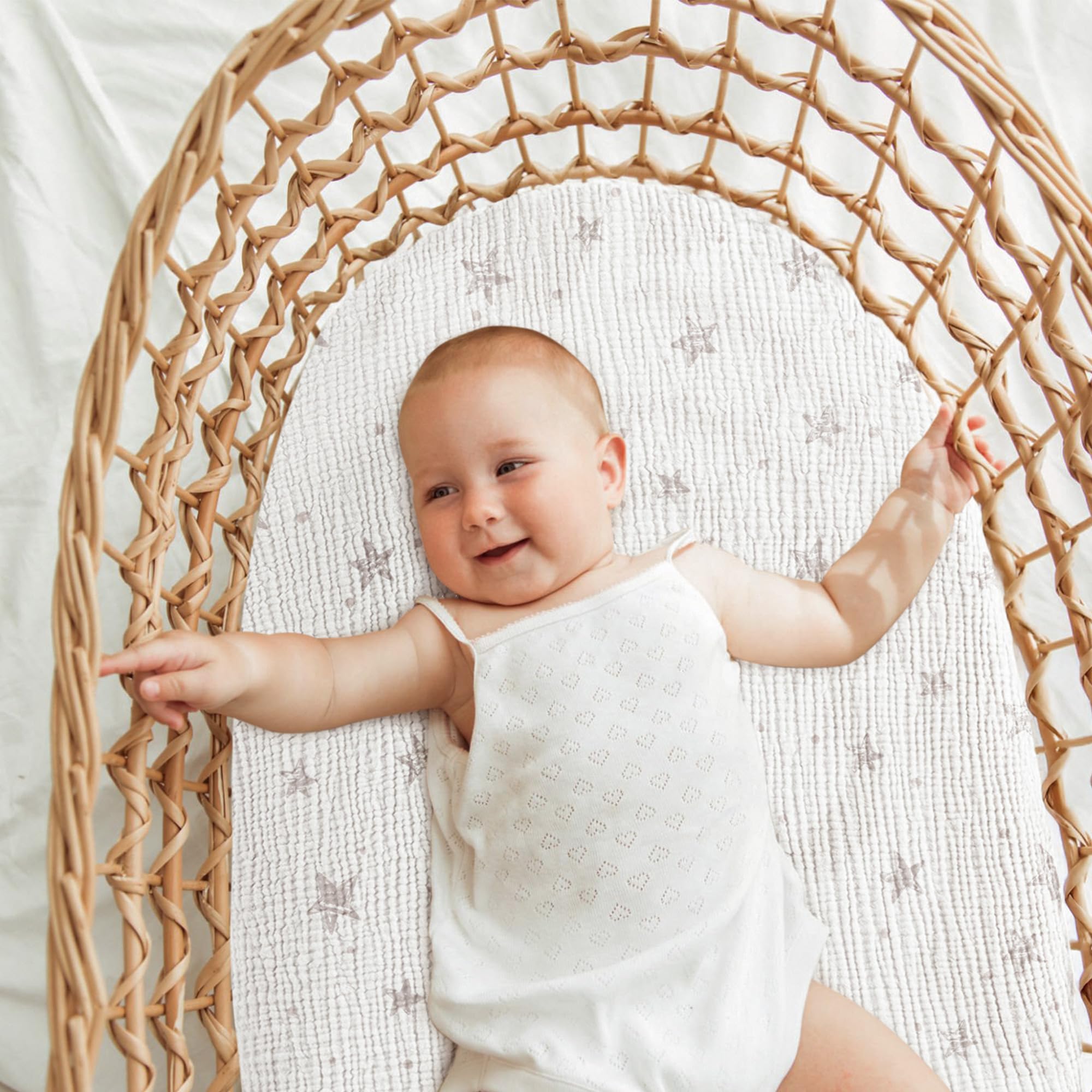 Bearmoss 2-pack snug fit prevents slipping as baby shifts