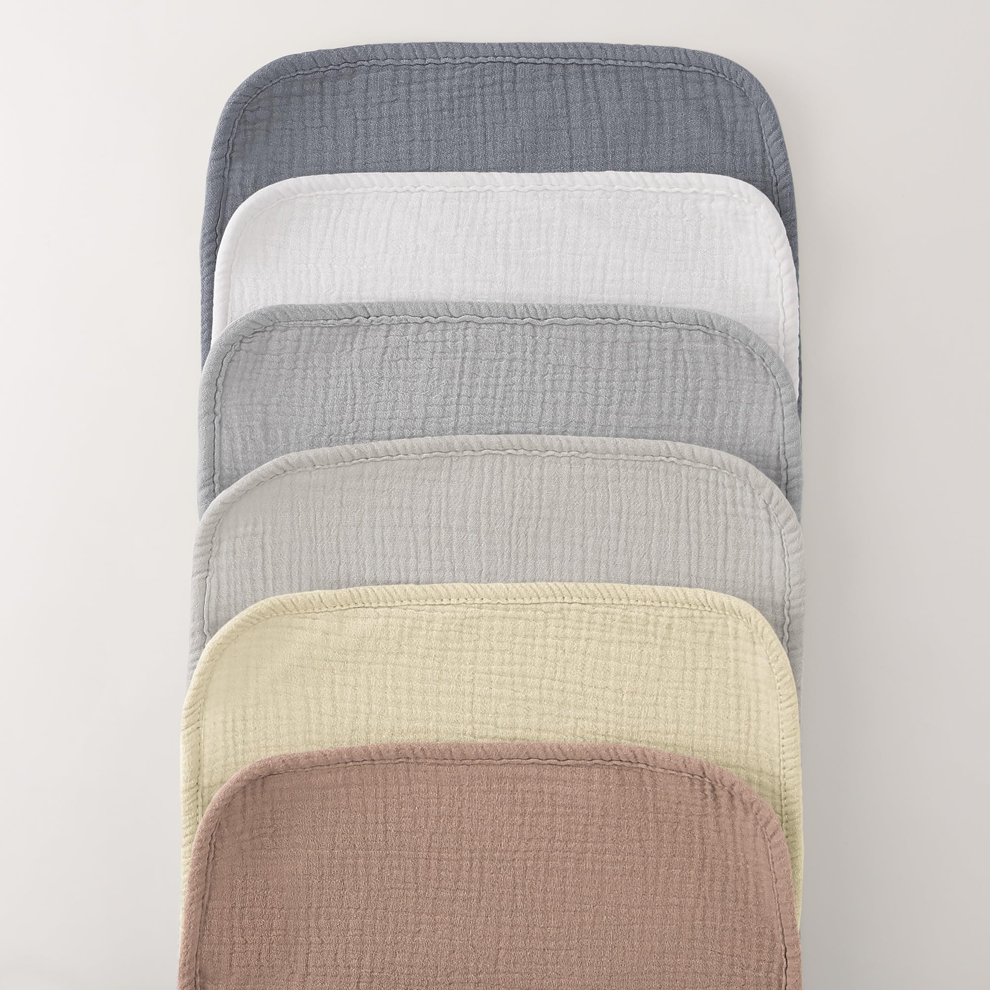 Bearmoss muslin burp cloths back view emphasizes high absorbency and quick-drying capability.