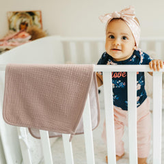 Bearmoss muslin burp cloths reinforced edges prevent unraveling for lasting use.