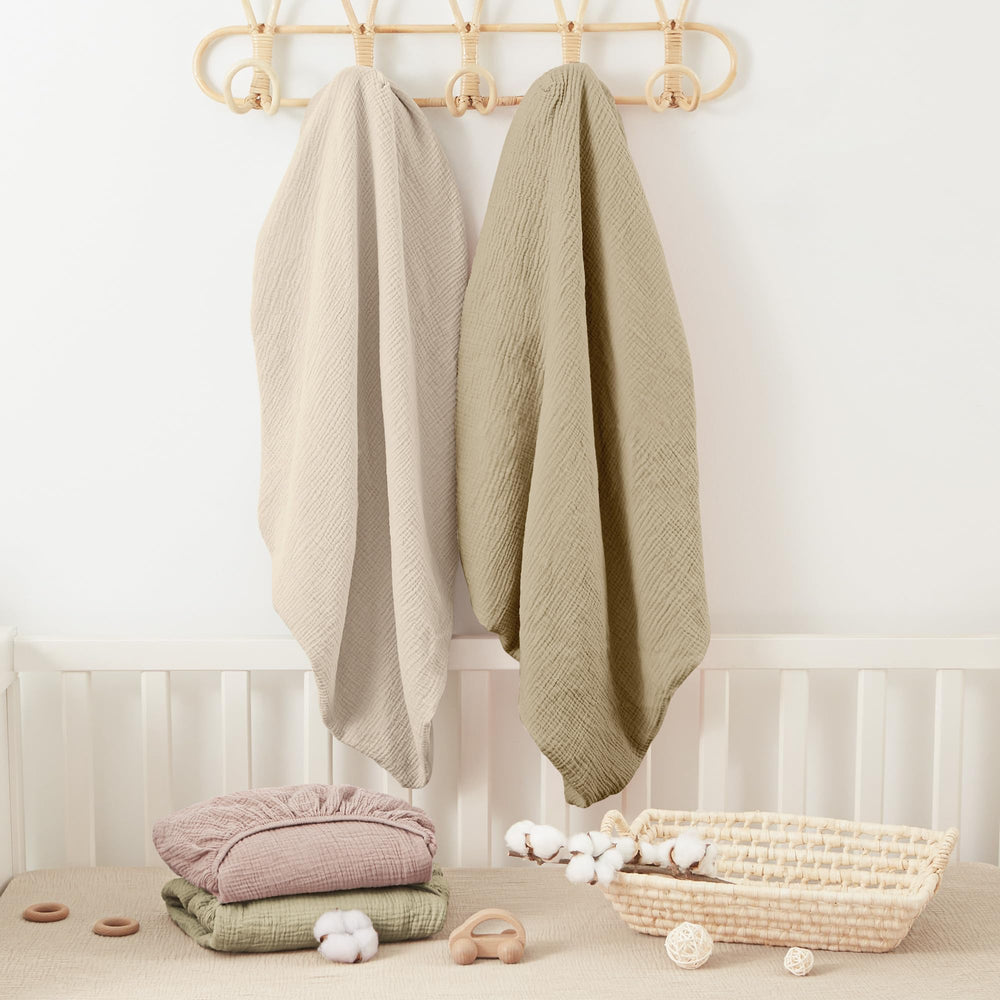 Bearmoss muslin sheets are machine washable for easy care and freshness