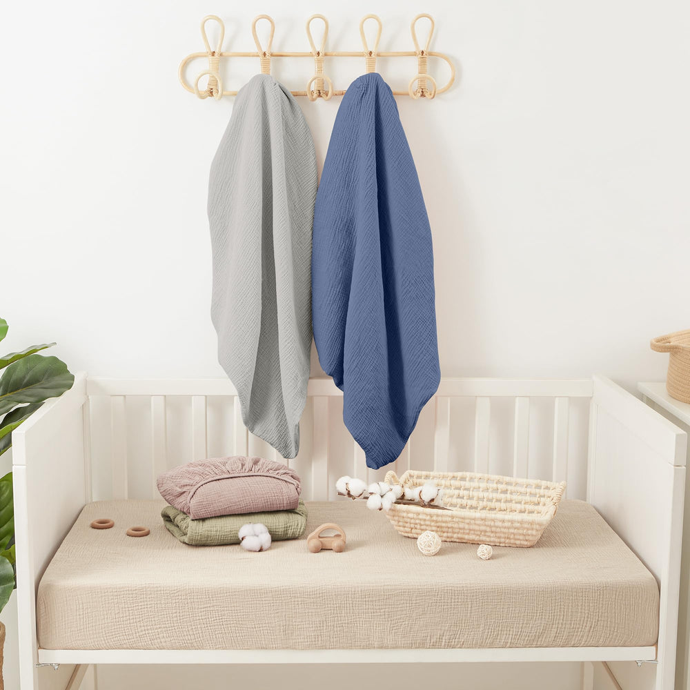 Bearmoss muslin crib sheets neutral design suitable for boys and girls