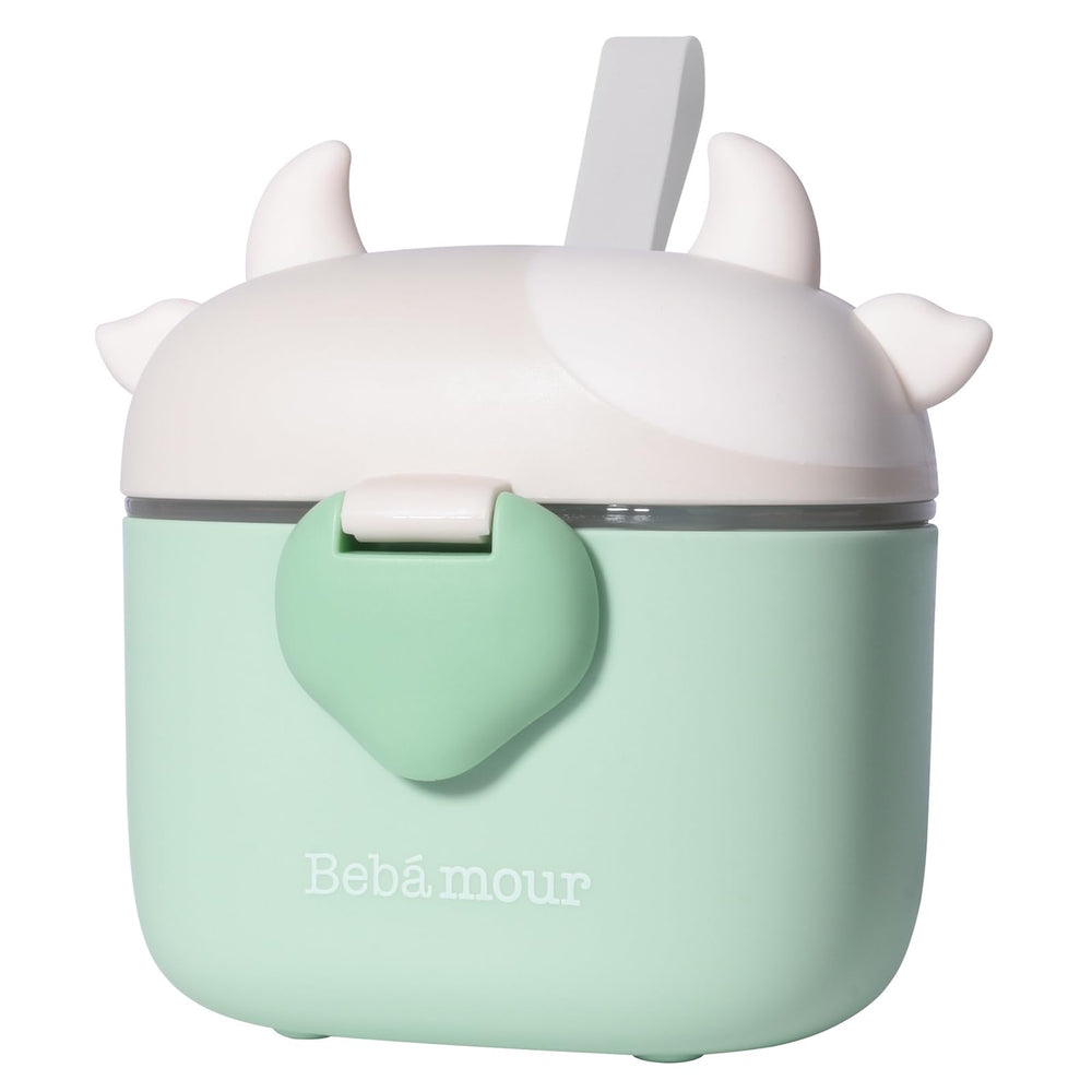 Bebamour built-in scoop and leveller for accurate powder portions.