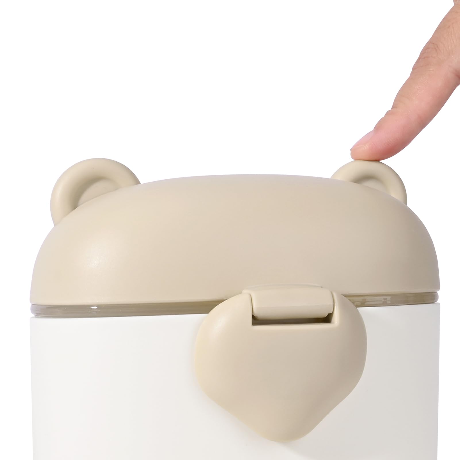 Bebamour container doubles as snack storage for fruit on outings