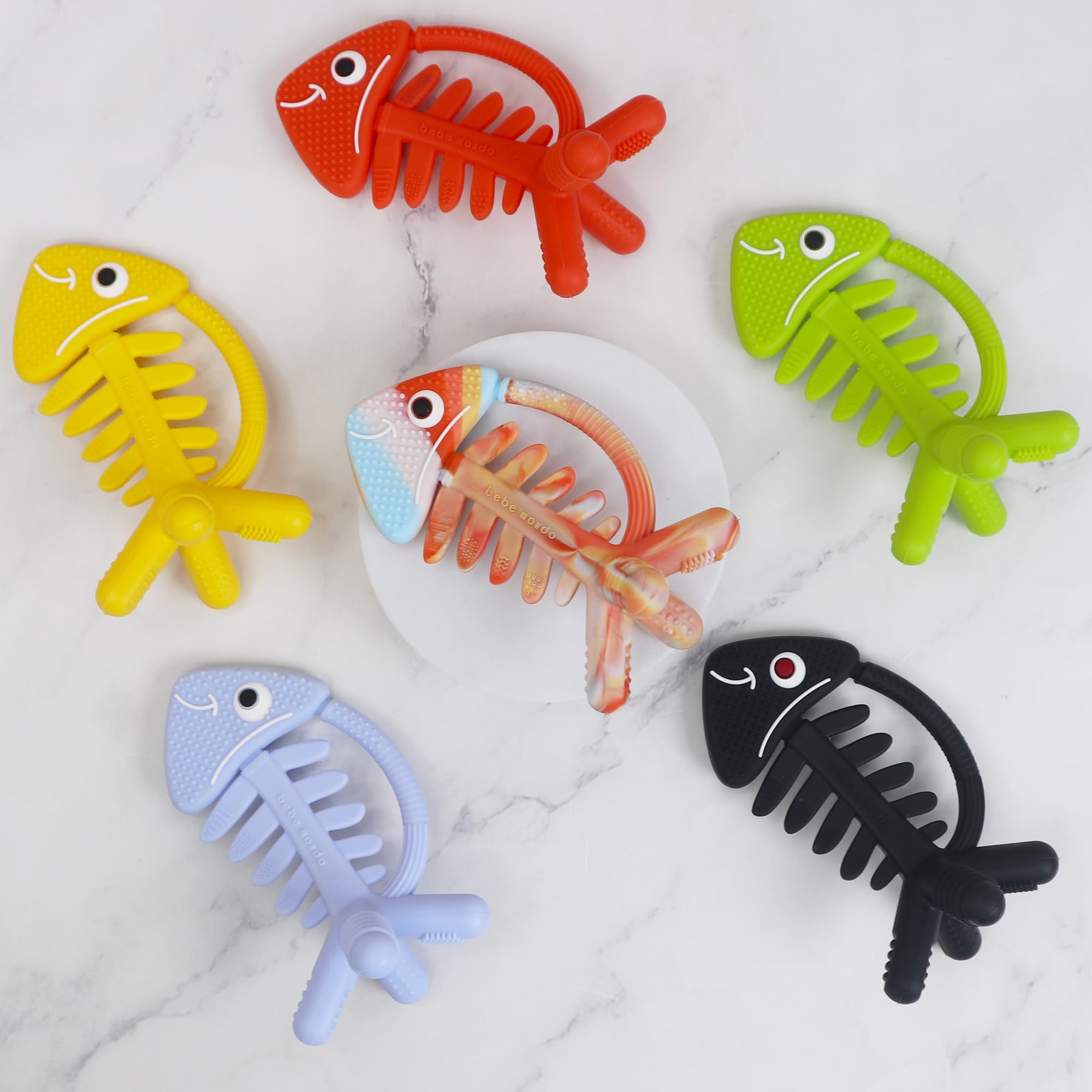 bebe mondo portable teether ideal for on-the-go teething relief
