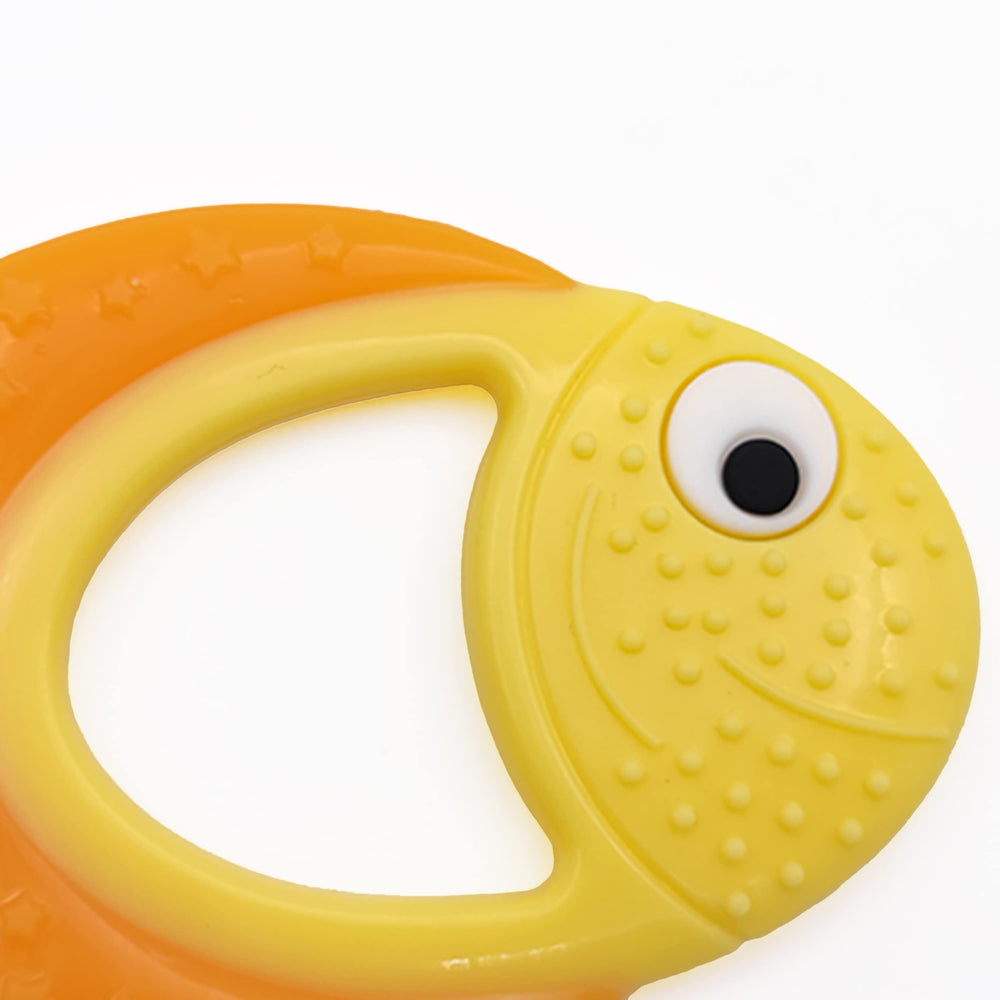 Bebe Mondo teether is easy to clean under warm water after use.