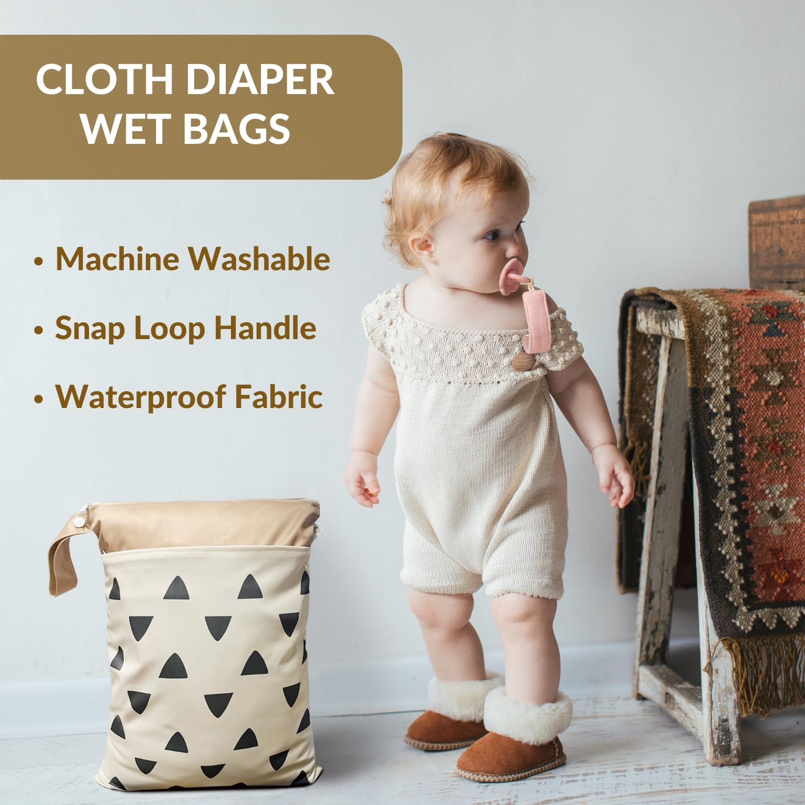 BebeBiu wet bag hanging handle keeps essentials within reach during outings.