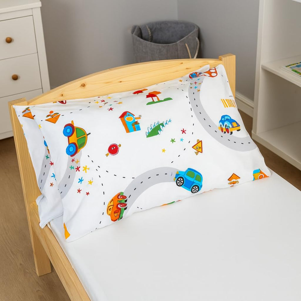 Bebek Ozel toddler pillowcase 2-pack packshot shows soft, breathable Turkish cotton for cozy sleep.