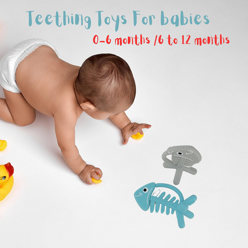 Bebe Mondo fish turquoise mouthful-use image shows 3-in-1 versatility.