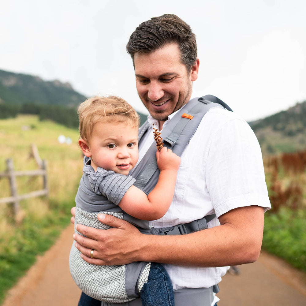 Beco Toddler Carrier high back panel supports growing toddlers during busy days.