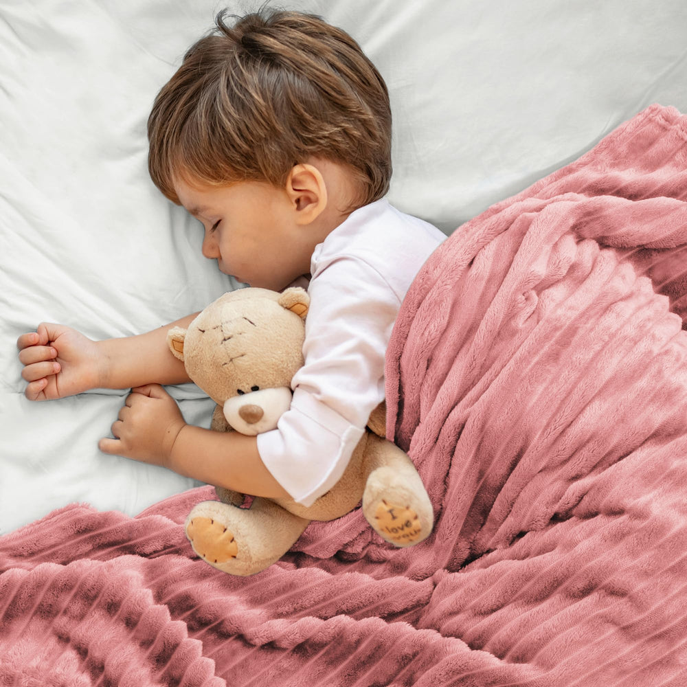 BEDELITE baby blanket nap time cuddle on the sofa