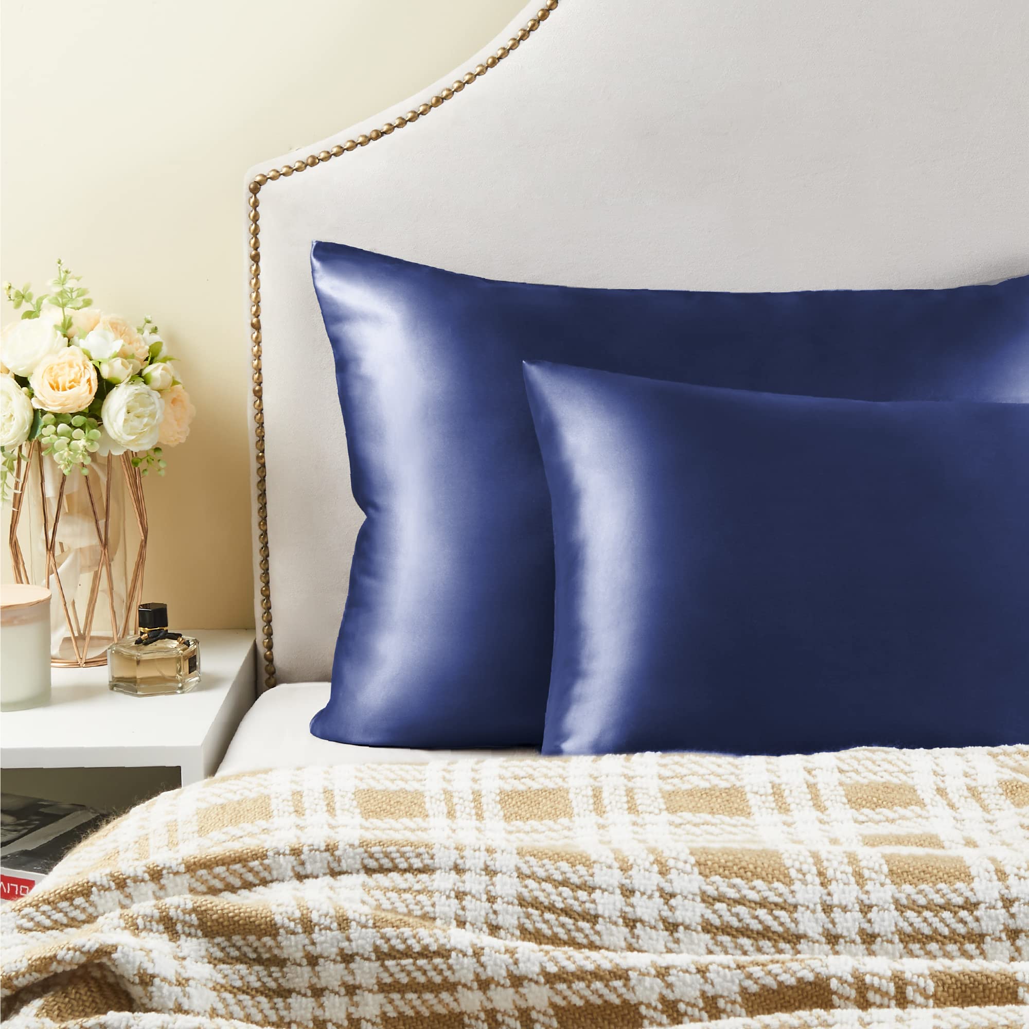 BEDELITE satin pillowcase 2-pack is gift-ready