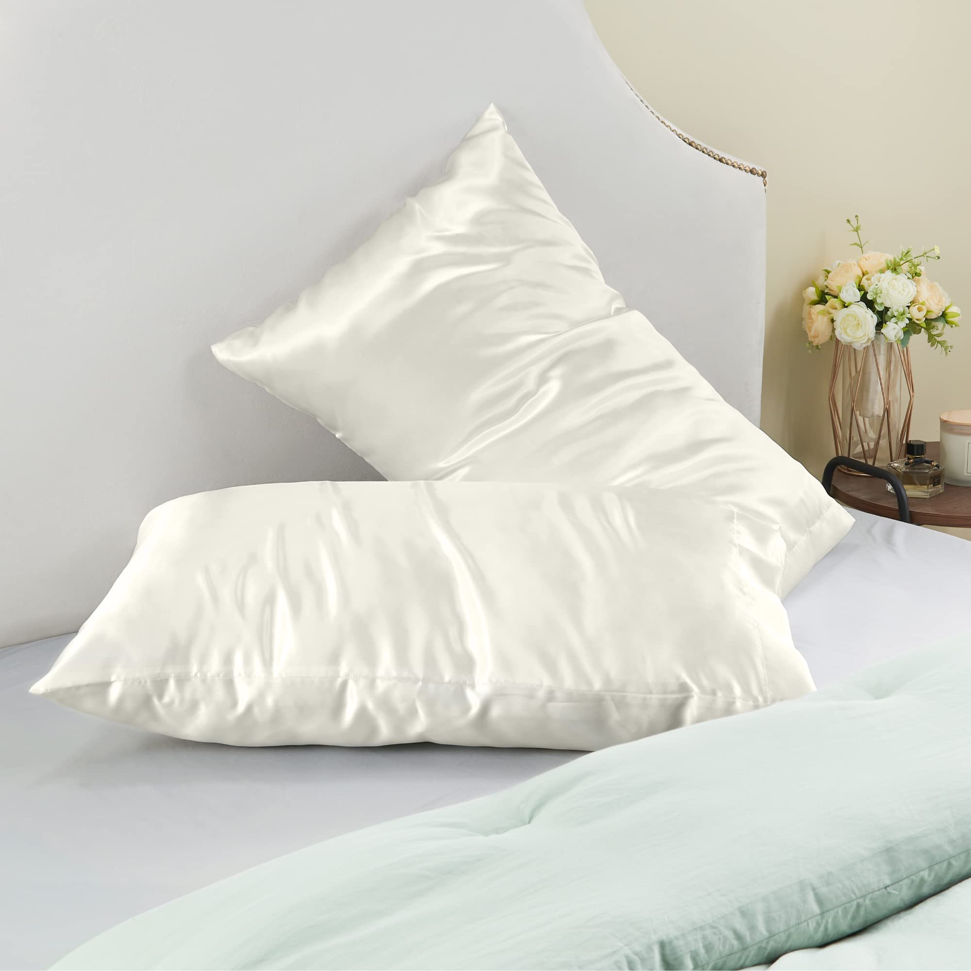 BEDELITE satin pillowcase toddler size 13x18 is suitable for kids' pillows.