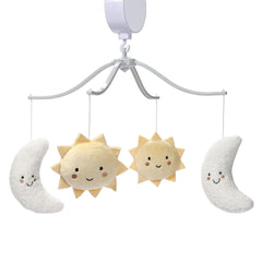 Bedtime Originals Little Star mobile auto-off keeps battery life efficient during naps.