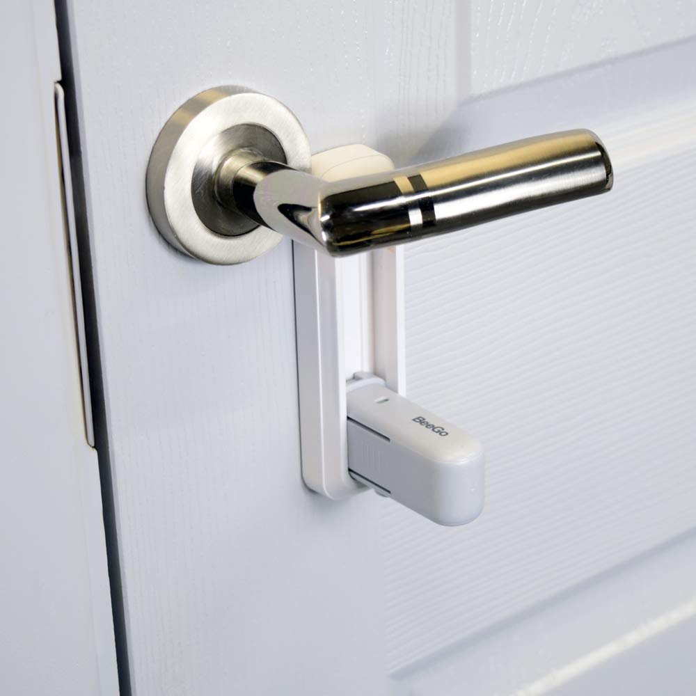 Beego child-proof door lock 2-pack on a lever handle with tool-free installation