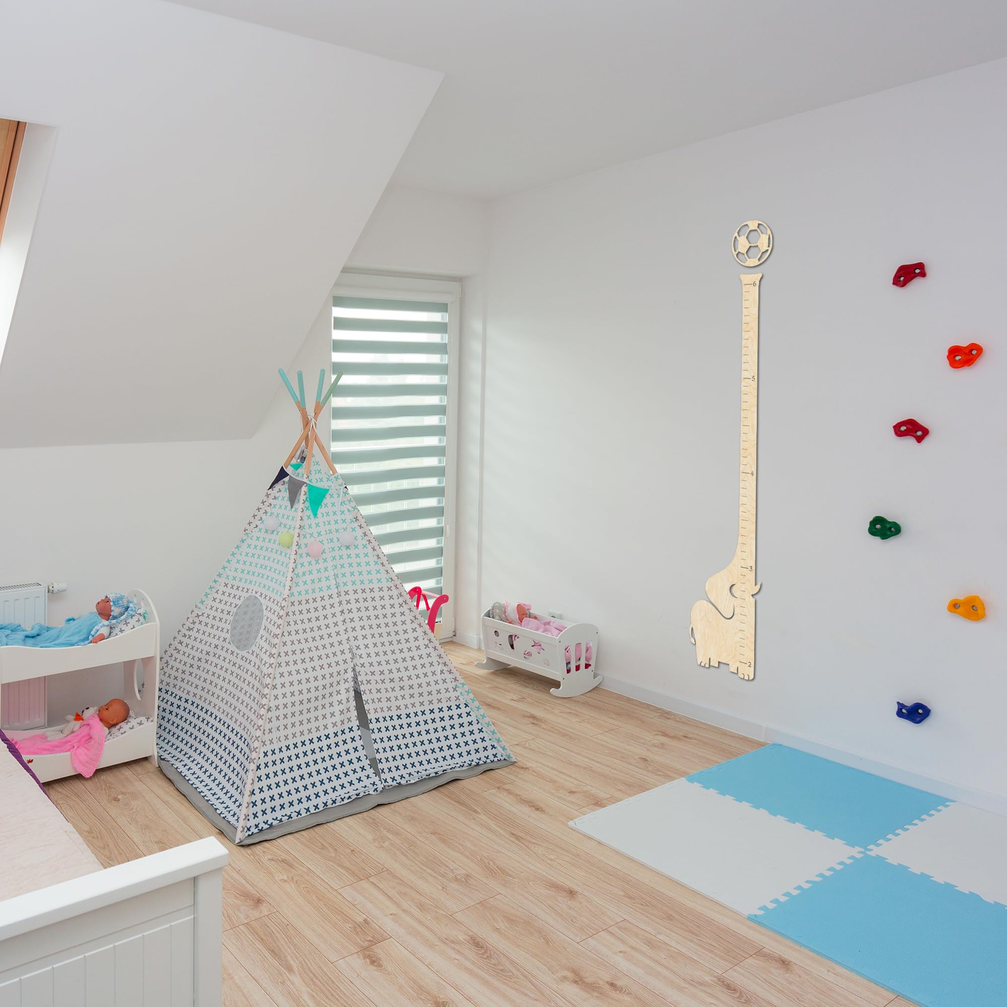 BeeGreeny six-foot measurement range suitable from nursery to playroom