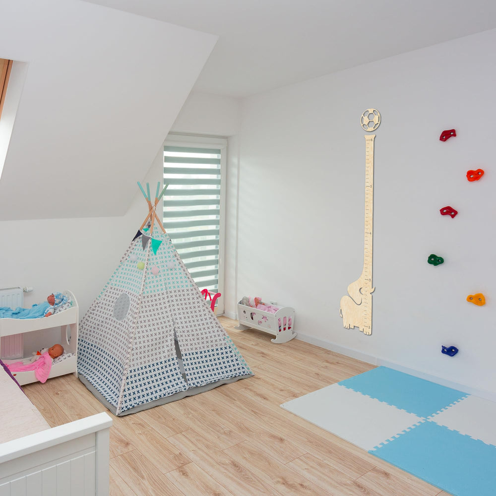 BeeGreeny six-foot measurement range suitable from nursery to playroom