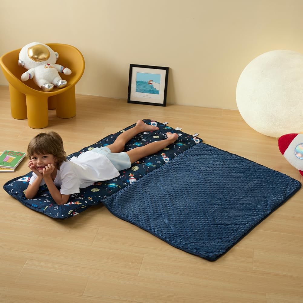 Beeweed nap mat machine washable for easy care.
