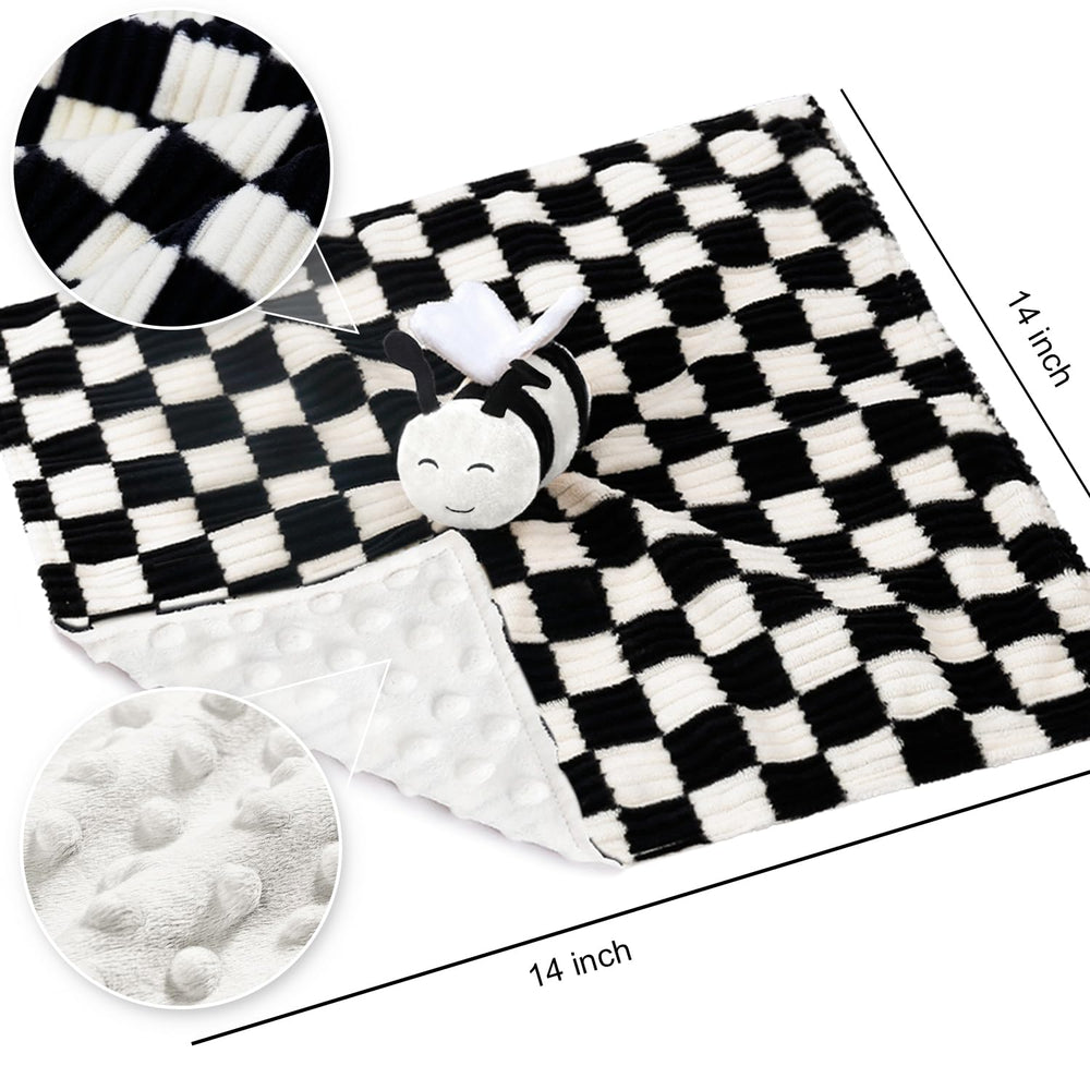 BEILIMU 3D gingham detail highlighting texture and baby engagement.
