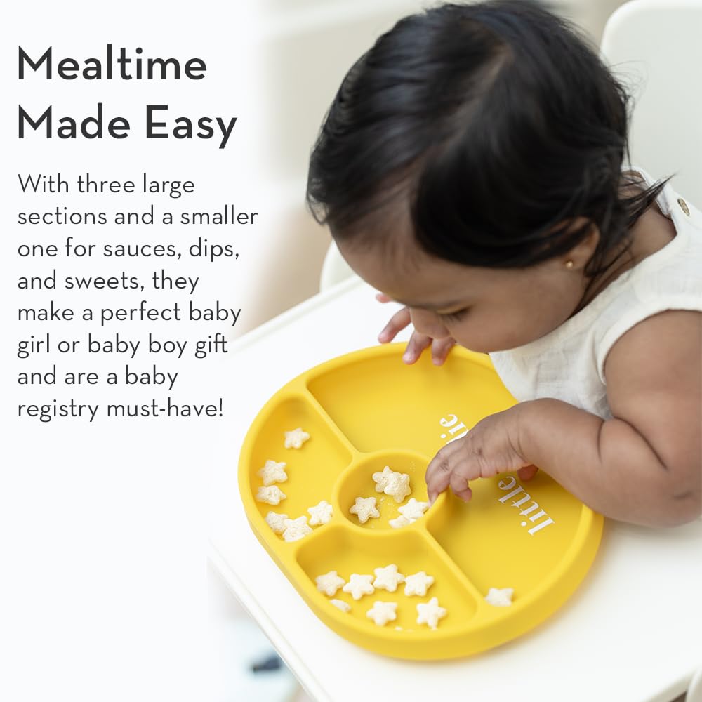 Bella Tunno suction plate securely on a highchair tray during mealtime