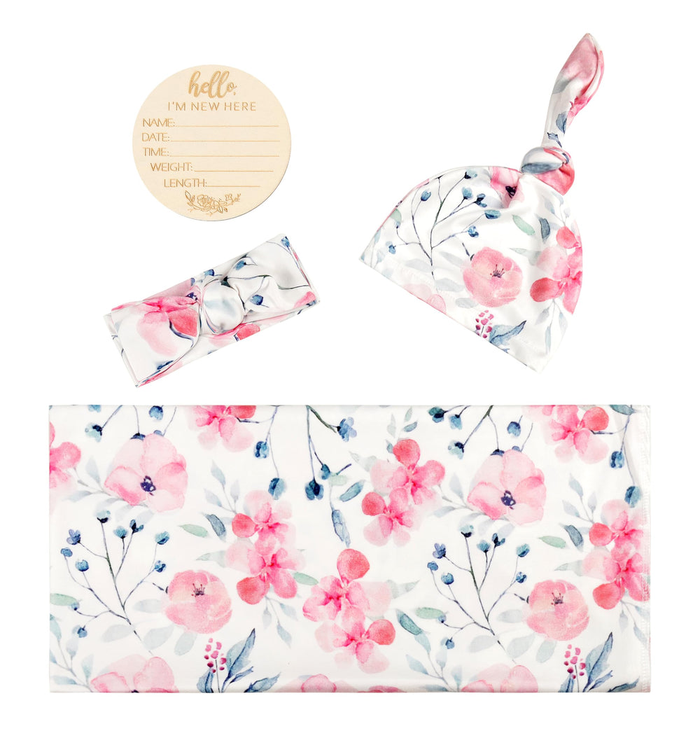 Bellasignoro swaddle with serged edges offers durable wrap for secure swaddles.