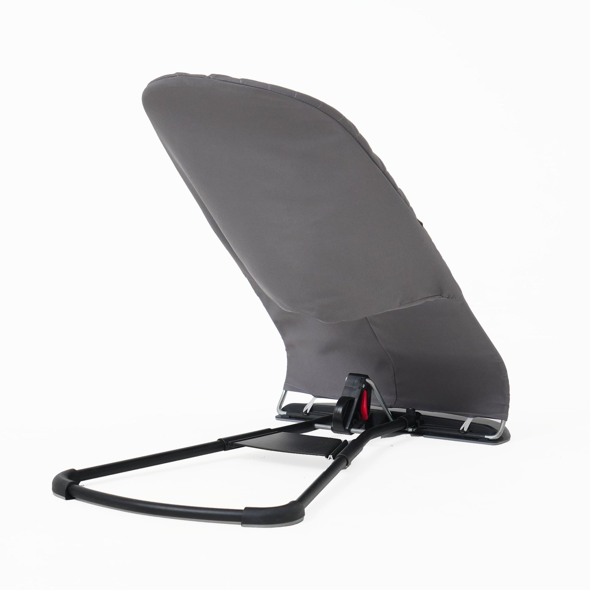 Belltop secure-fit for BabyBjörn bouncer ensures a precise, safe seating experience.