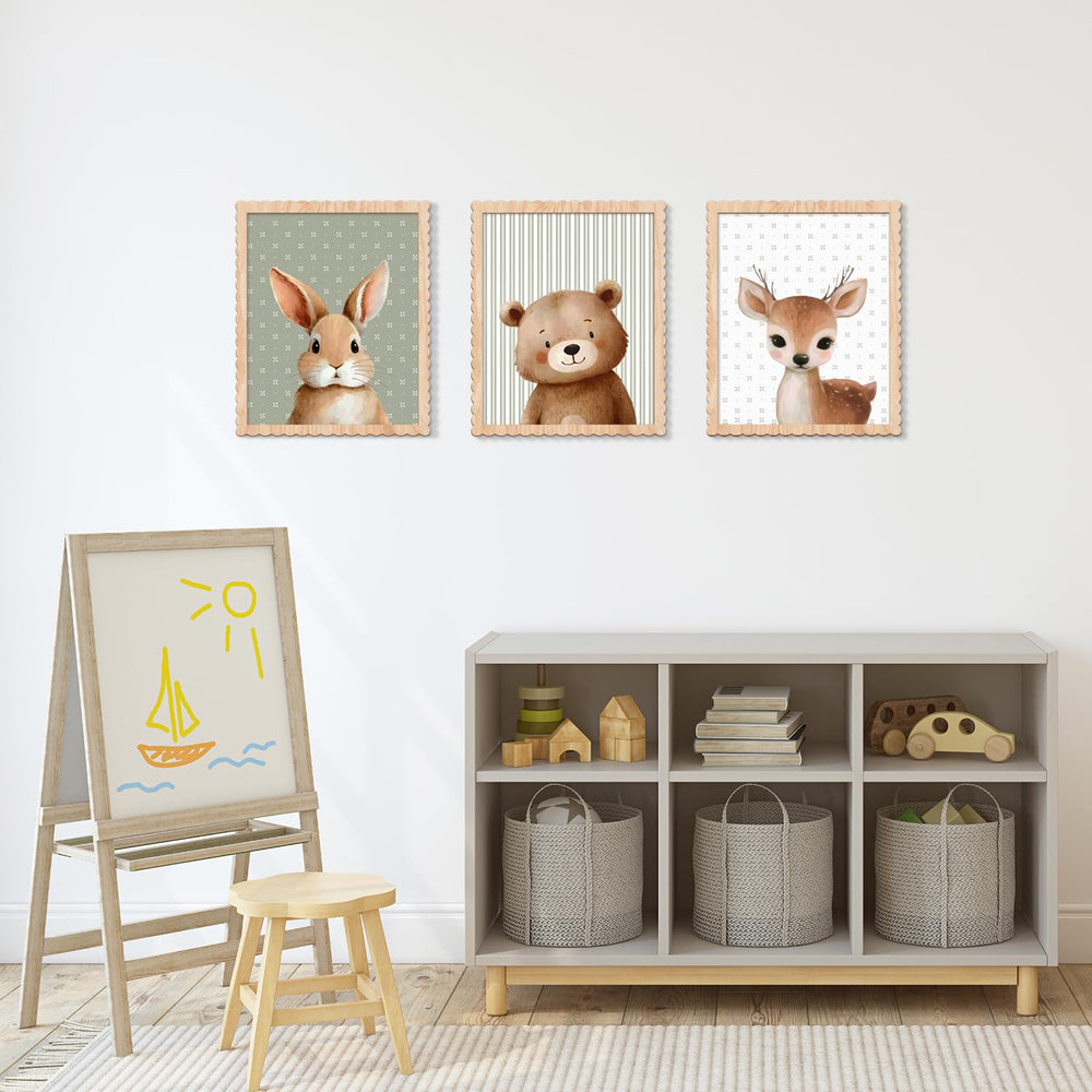 Benlarky bear print close-up emphasizes friendly character for kids.