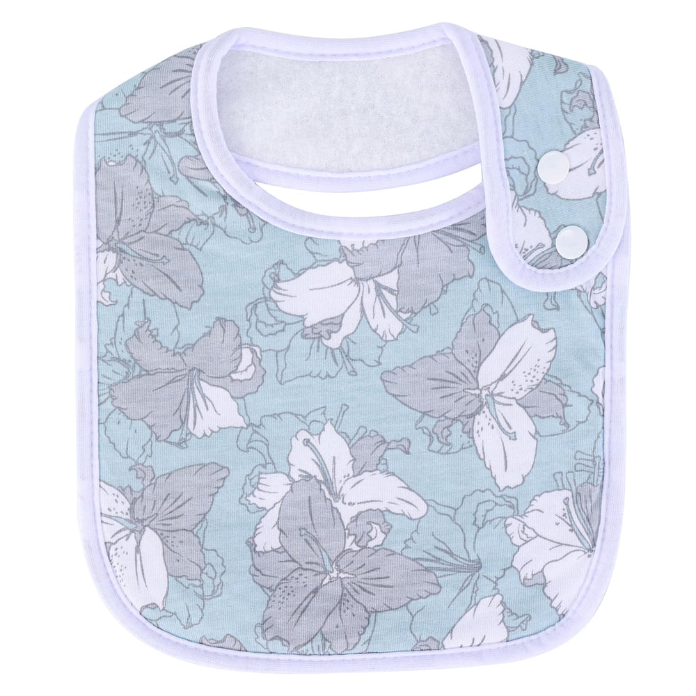 Benoxine baby bibs suitable for ages 3-36 months with flexible sizing