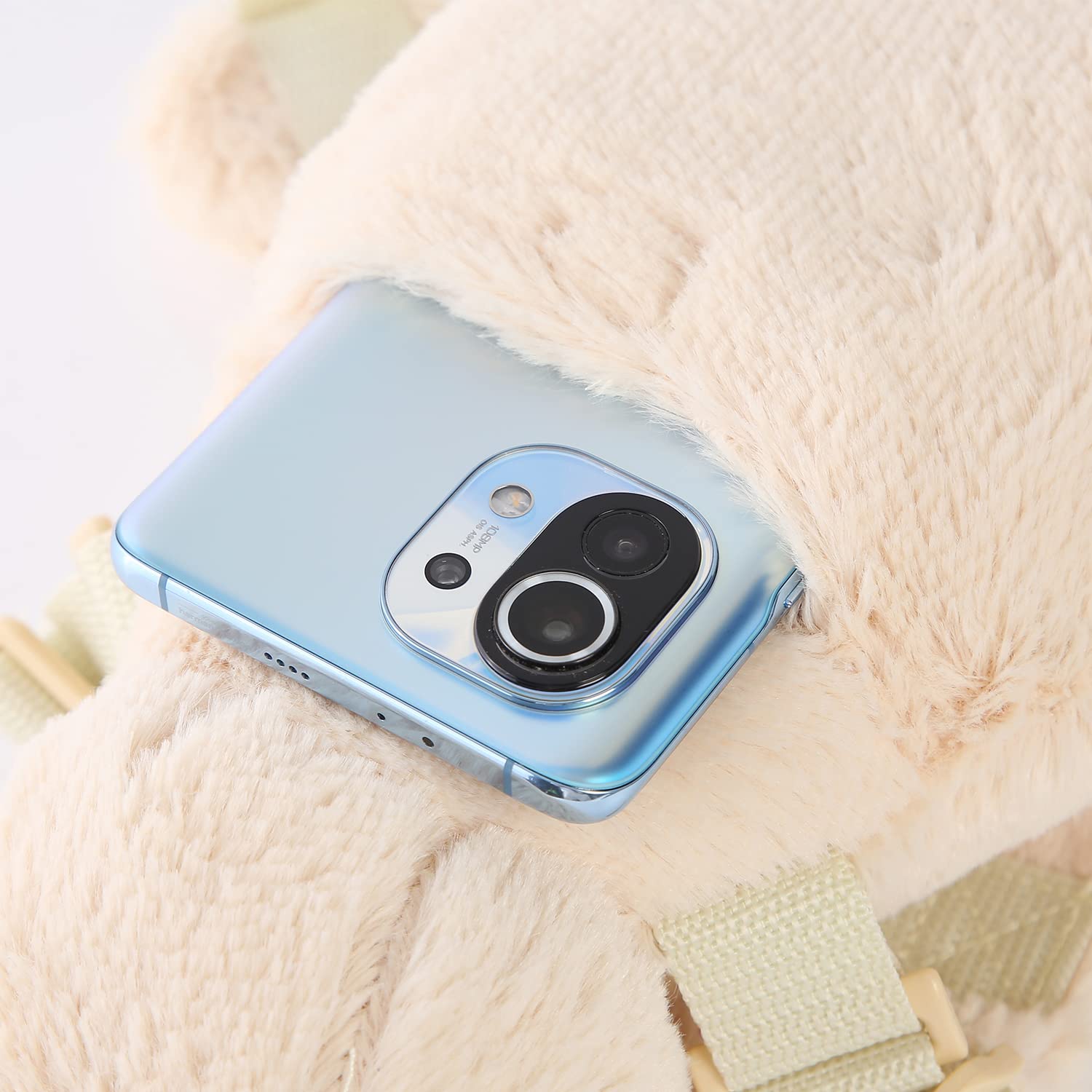 Berhapy machine-washable-backpack ensures easy cleaning after adventures.