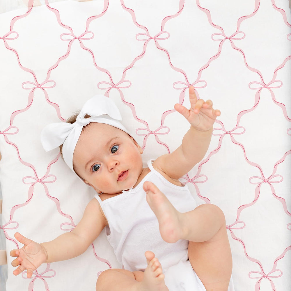 Besaomeom easy-care crib sheet cleans easily with cold wash and low tumble.