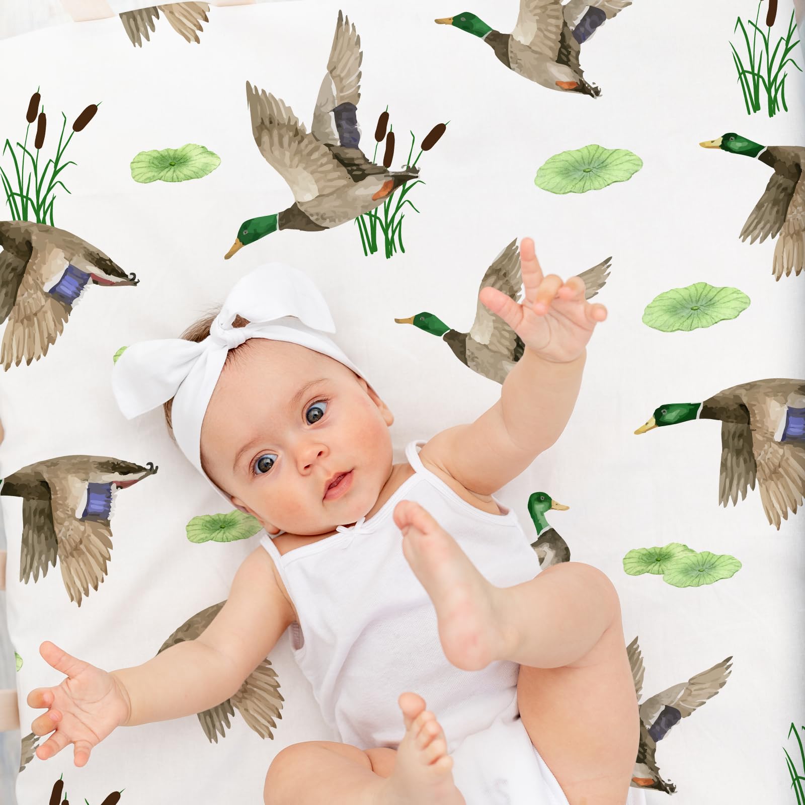 Besaomeom standard 52x28 crib fit with 8-inch deep pockets.