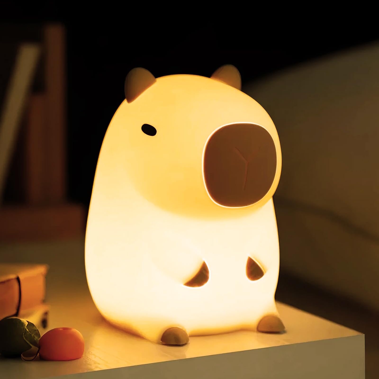 Beszeith Capybara night light front view showing kid-friendly design